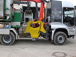 Spaltzange am LKW